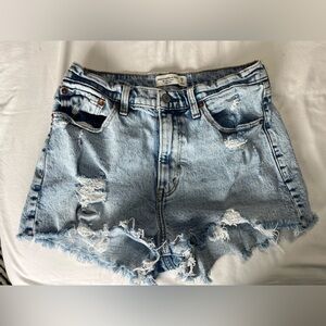 Abercrombie Curve Love High Rise Mom Short